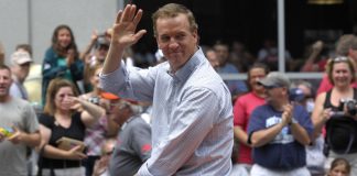 Caesars Sportsbook has agreed with the Mannings sports family to a historic first-of-its-kind partnership between a sports betting firm and a sports family.