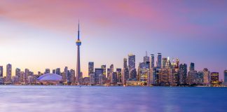Pariplay and Quickspin have received supplier licenses from the Alcohol and Gaming Commission of Ontario ahead of the province’s igaming market launch.