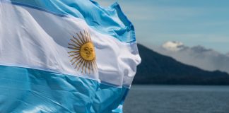 Just a week after approving the use of debit cards in gaming halls, the Province of Buenos Aires has voided the resolution after problem gambling concerns.
