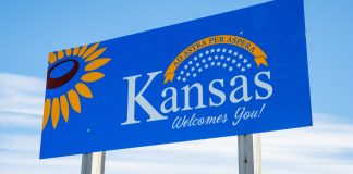 Kansas sports betting bill passes through Senate Sports betting in Kansas is just a signature away from legalization after the state’s senate voted 21-13 in favour of the eagerly anticipated sports betting bill.