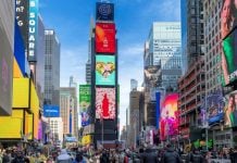 Caesars Entertainment has received the backing of the Coalition for a Better Times Square for the construction of its casino on Broadway.