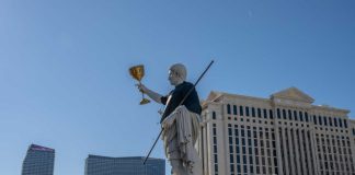 Caesars statue