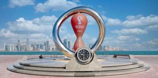 Qatar world cup 2022 statue