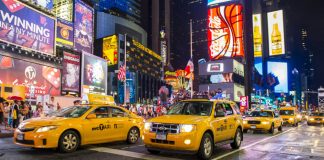 Caesars Entertainment & SL Green expand rewards partnership as part of NYC Casino bid NYC Times Square