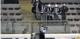 Hockey penalty box