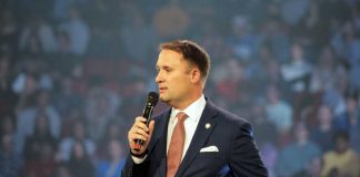 Virginia AG Jason Miyares