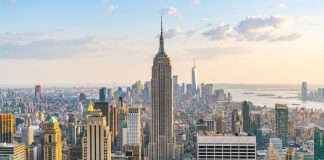 Gov. Hochul signs New York mobile gambling advertising bill new-york-mobile-gambling-ad-bill