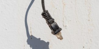 Light & Wonder pulling plug on live dealer experiment light-wonder-abandoning-live-casino
