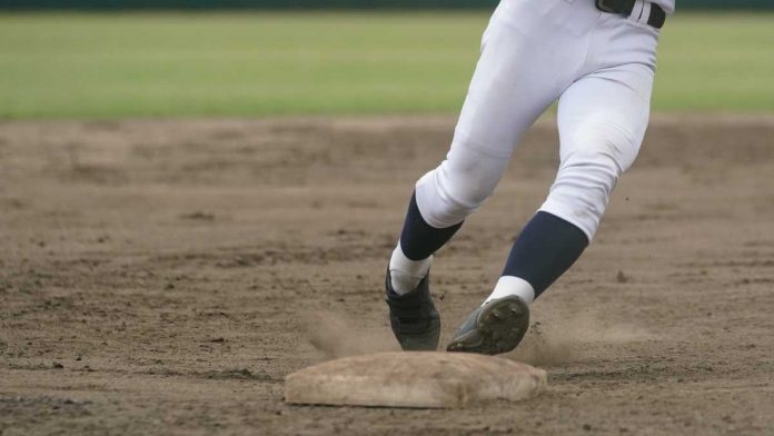 Rounding the baseball bases like the case against DraftKings by the MLBPA that is moving forward