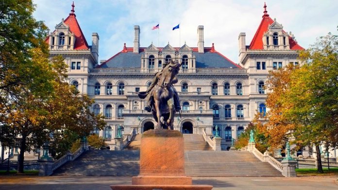 The New York Capitol building, where the Senate voted to ban online sweepstakes casinos
