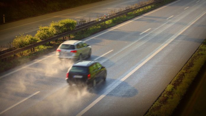 Pennsylvania-online-casino-revenue-overtakes-slots-for-first-time One car overtaking another
