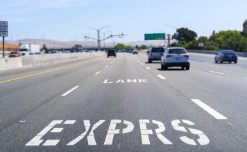 Express lane on highway