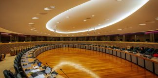CFTC and SEC to discuss prediction markets at September roundtable A roundtable in a large meeting hall