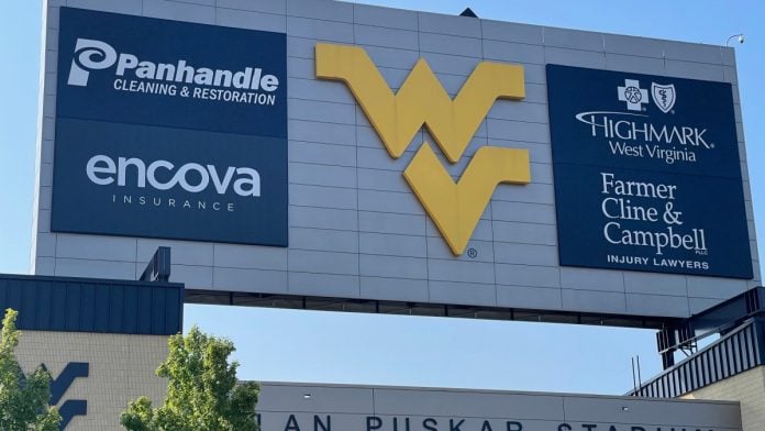 FanDuel-Delware-North-Market-Access-West-Virginia West Virginia sign as FanDuel secures a deal with Delaware North in the state.