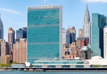 The midtown Manhattan skyline featuring the UN building, close to where Mohegan wanted to build a new casino