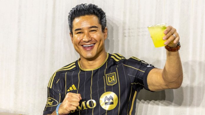 Mario-Lopez-signs-up-to-rep-Hard-Rock-Jackpot-Planet-social-game Mario Lopez, now an official brand ambassador for Hard Rock Jackpot Planet