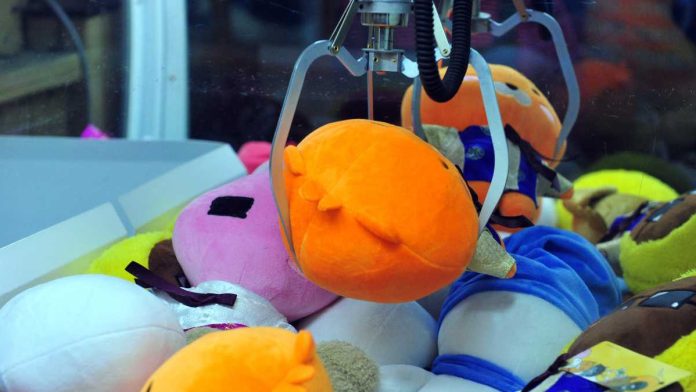 Claw machine