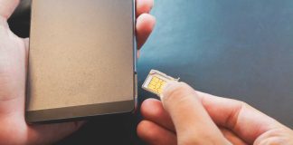 Putting a new sim card in a cell phone
