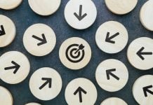Where do sweepstake casinos sites go in 2026? Wooden blocks with arrows pointing towards wooden block with target