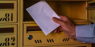 A person sending a letter as the AGA and IGA send a letter to Congress about sports event contracts.
