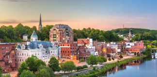 Churchill Downs takes Maine’s tribal online casino plan to court The Augusta, Maine, skyline on the Kennebec River at dusk