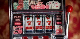 SlotMatrix launches retro-inspired Crazy 777 slot in US A retro slot machine showing three 7s