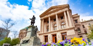 Indiana close to banning sweepstakes after Senate approves House bill A statue in front of the Indiana Statehouse in Indianapolis