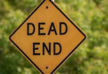 A dead end sign as a group of gaming bills die in the Mississippi legislature.
