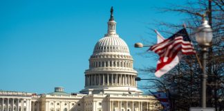 US capitol building as lawmakers want prediction markets to pull government contracts.