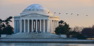 Washington, D.C. as lawmakers in DC discuss online casino legislation.