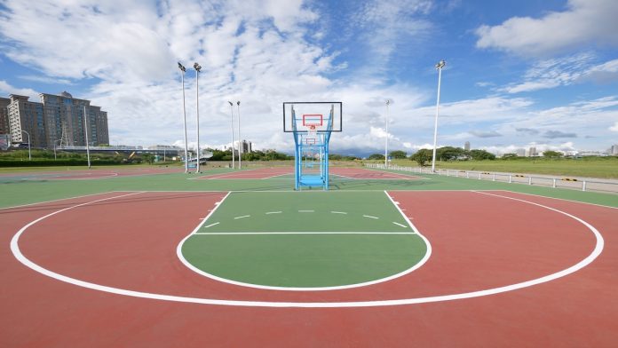 Outdoor basketball court DraftKings