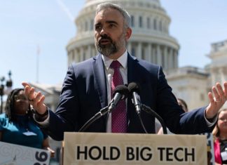 New Mexico Attorney General Raúl Torrez, who is suing Kalshi over sports event contracts.
