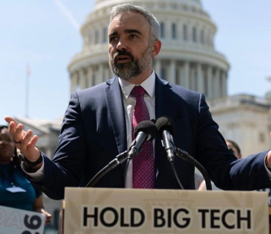 New Mexico Attorney General Raúl Torrez, who is suing Kalshi over sports event contracts.